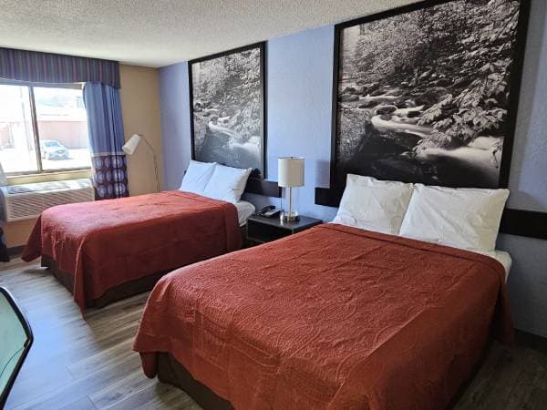 2 Double Beds, Non-Smoking